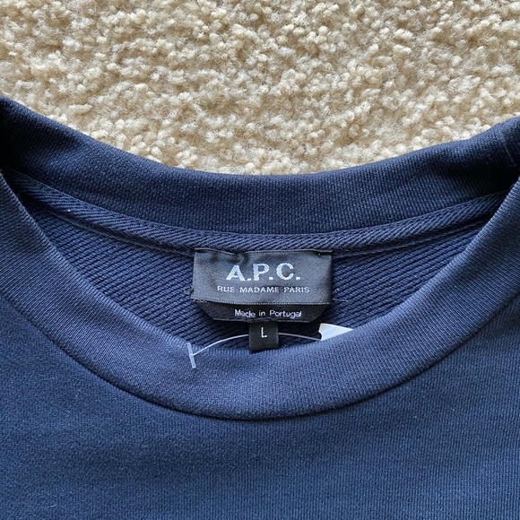 APC Luxury Sweater - Picture 3 of 4